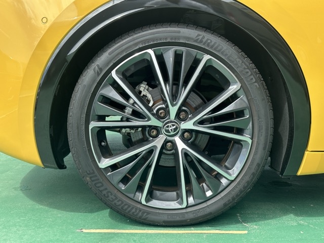 プリウス(トヨタ)中古車 12