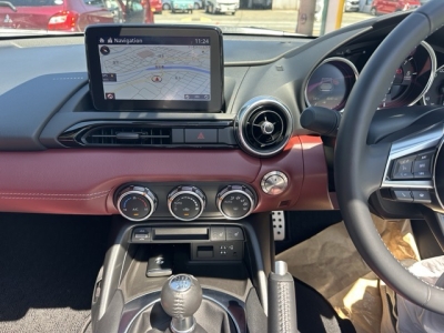 ロードスターRF(マツダ)中古車 内外装写真他