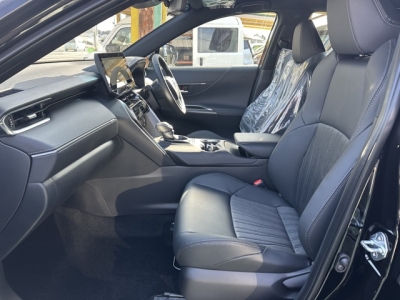 ハリアー(トヨタ)登録済未使用車 前席内装