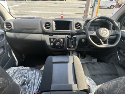 キャラバン(ニッサン)登録済未使用車 内外装写真