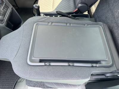 キャリイトラック(スズキ)中古車 後席内装