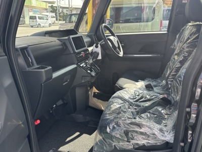 タントカスタム(ダイハツ)届出済未使用車 前席内装