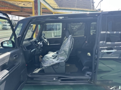 タントカスタム(ダイハツ)届出済未使用車 内外装写真他１