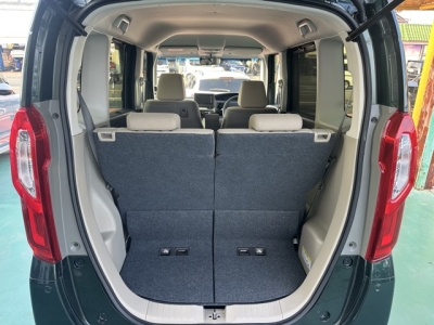 N-BOX(ホンダ)中古車 内外装写真他１