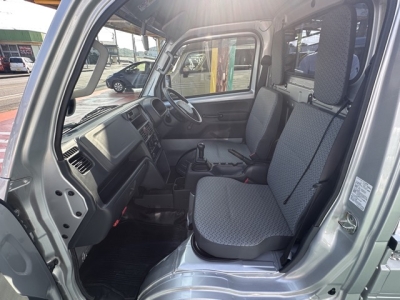 キャリートラック(スズキ)中古車 前席内装