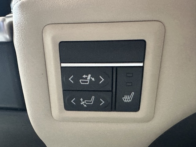 グランエース(トヨタ)中古車 10
