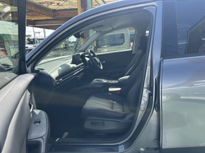 ZR-V(ホンダ)中古車 前席内装