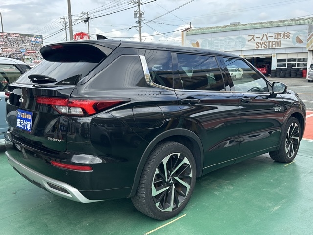 アウトランダー(三菱)中古車 11