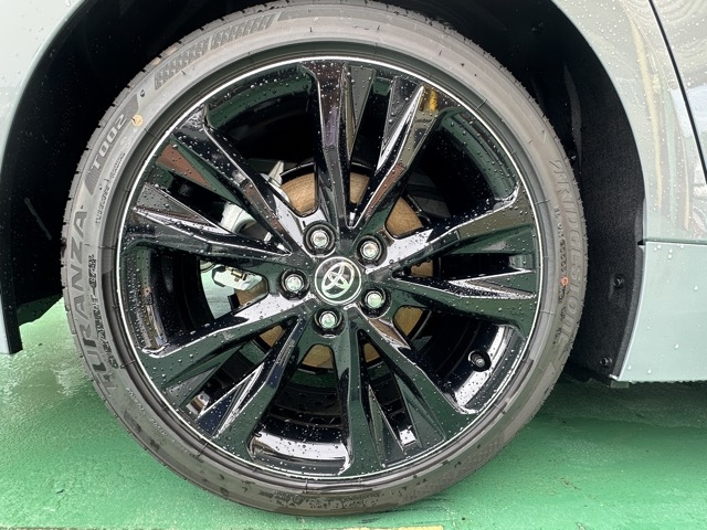 カローラ(トヨタ)登録済未使用車 12