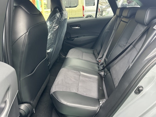 カローラ(トヨタ)登録済未使用車 4
