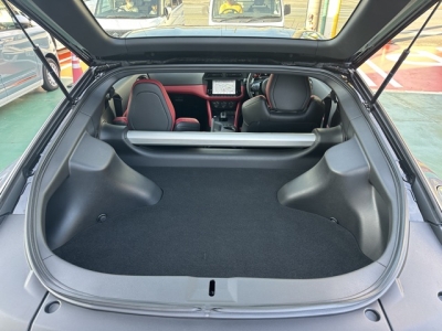 フェアレディZ(ニッサン)中古車 後席内装