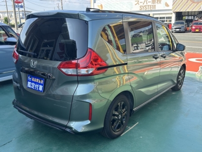 フリード+(ホンダ)中古車 内外装写真他２