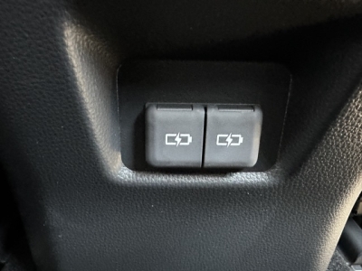 ＲＡＶ４(トヨタ)中古車 内外装写真他