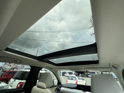 CX-60(マツダ)ディーラ-試乗車 内外装写真他