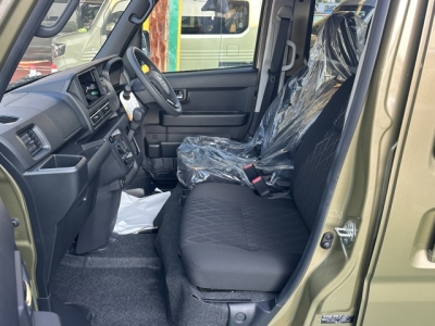 アトレー(ダイハツ)届出済未使用車 前席内装