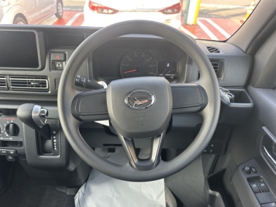 アトレー(ダイハツ)届出済未使用車 内外装写真