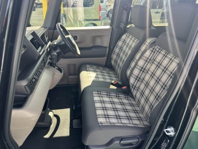 N-BOX(ホンダ)届出済未使用車 前席内装