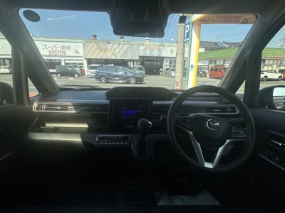 フレア(マツダ)中古車 後席内装