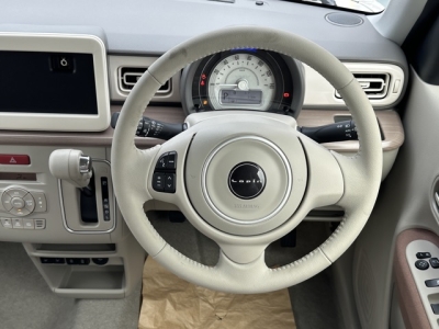 ラパン(スズキ)届出済未使用車 内外装写真