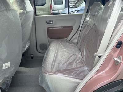 ラパン(スズキ)届出済未使用車 後席内装