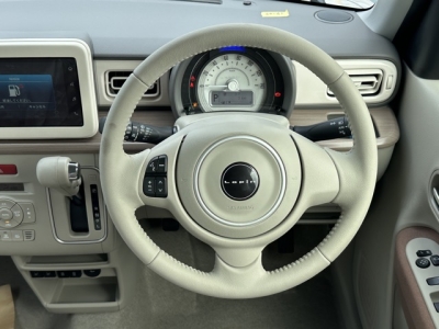 ラパン(スズキ)届出済未使用車 内外装写真他