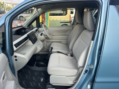 ワゴンR(スズキ)中古車 前席内装