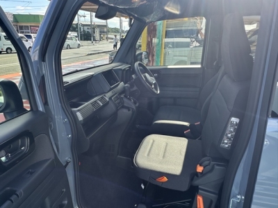 N-VAN(ホンダ)届出済未使用車 後方