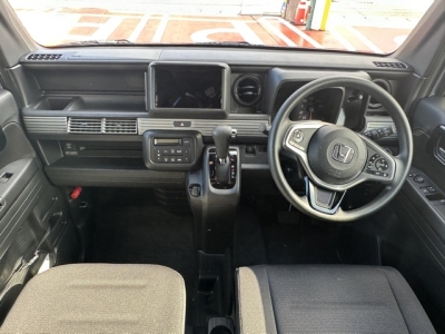 N-VAN(ホンダ)届出済未使用車 後席内装