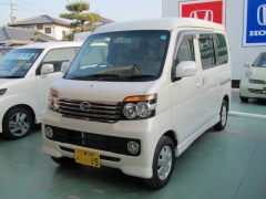 アトレーワゴン(ダイハツ)中古車 前方