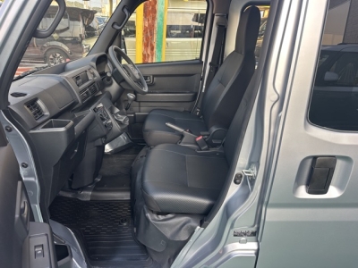 ハイゼットカーゴ(ダイハツ)中古車 前席内装