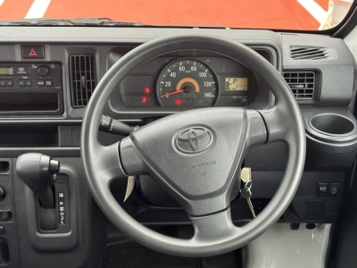 ハイゼットカーゴのOEM(ダイハツ)中古車 内外装写真