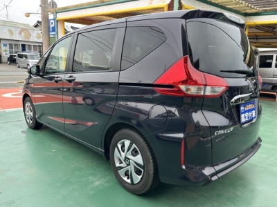 フリード+(ホンダ)中古車 後方