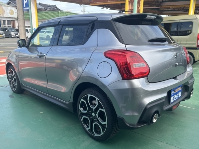 スイフトスポーツ(スズキ)中古車 後方