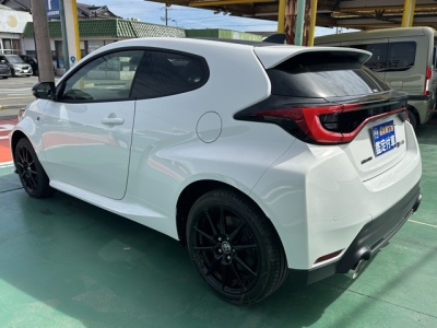 GRヤリス(トヨタ)登録済未使用車 後方