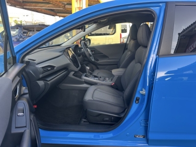 クロストレック(スバル)中古車 前席内装