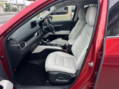 CX-5(マツダ)中古車 前席内装