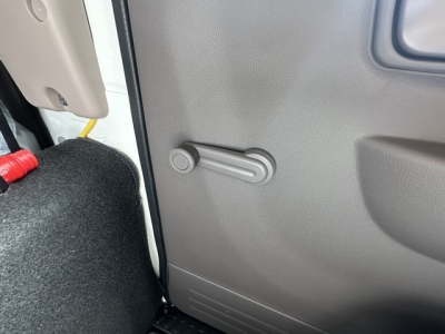 キャンター(三菱)レンタ登録済未使用車 内外装写真
