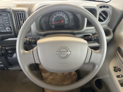 NV１００クリッパー(ニッサン)中古車 内外装写真