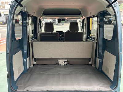NV１００クリッパー(ニッサン)中古車 内外装写真他２