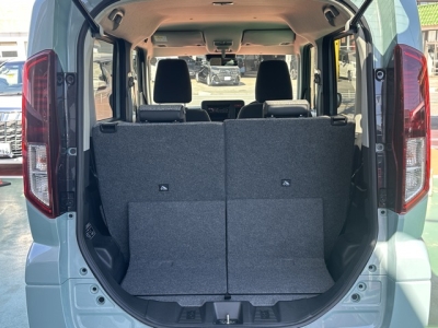 新型スペーシアのOEM(スズキ)中古車 内外装写真他