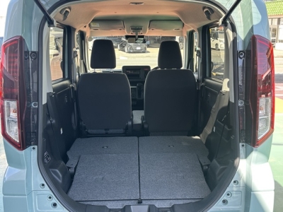 新型スペーシアのOEM(スズキ)中古車 内外装写真他１