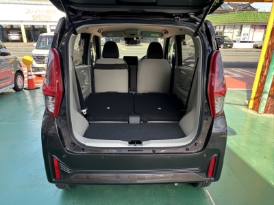 デイズ(ニッサン)ディーラ-試乗車 内外装写真他２