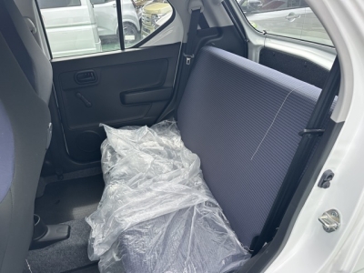 アルト(スズキ)中古車 後席内装