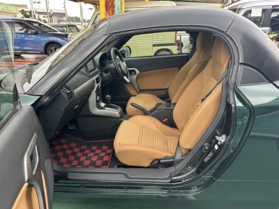 コペン(ダイハツ)中古車 前席内装
