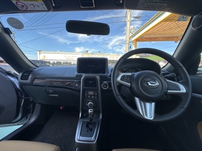 コペン(ダイハツ)届出済未使用車 前席内装