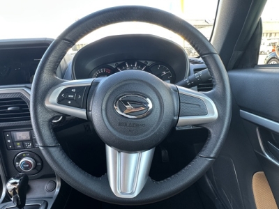 コペン(ダイハツ)届出済未使用車 後席内装