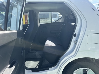 アルト(スズキ)中古車 後席内装