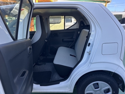 アルト(スズキ)中古車 後席内装