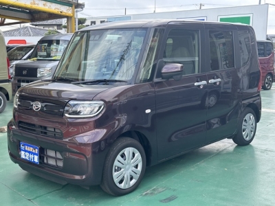 タント(ダイハツ)ディーラ-試乗車 前方