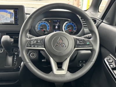 eKクロススペース(三菱)中古車 内外装写真